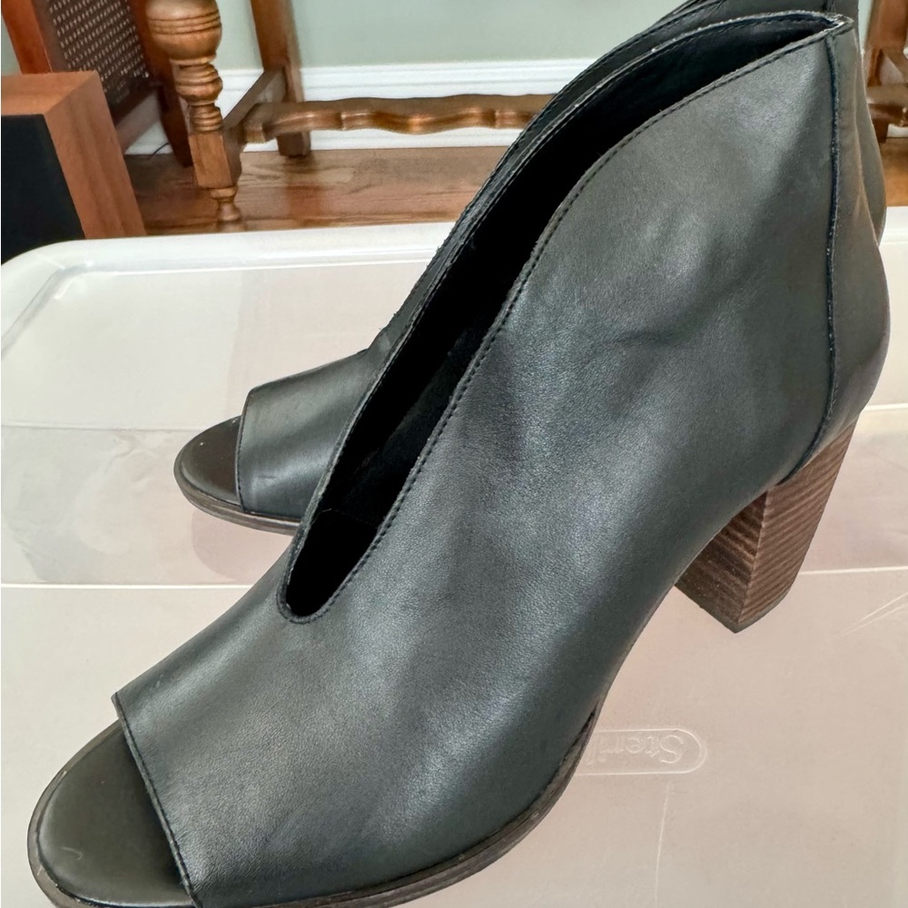 Lucky Brand Black Heeled Boots with Chunky Heel